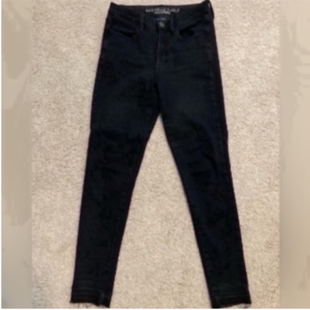 American Eagle Black Super Hi-Rise Jegging